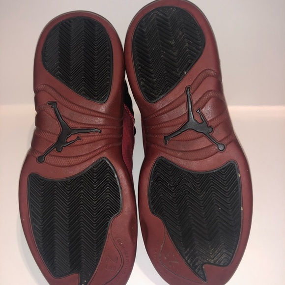 Nike air Jordan 12 flu game 2009 size 3y - Picture 2 of 8